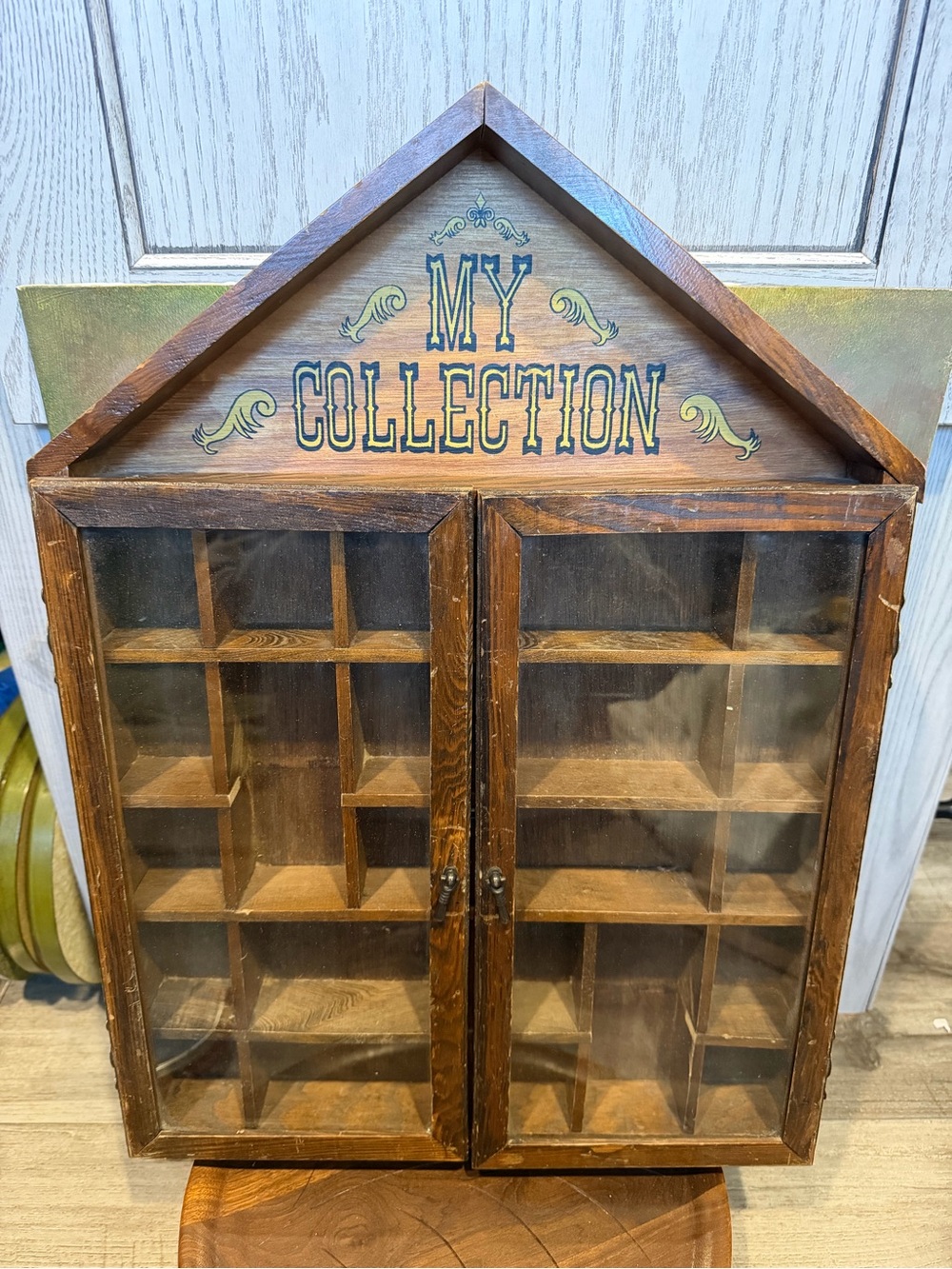 Vintage My Collection Curio Trinket Shelf.